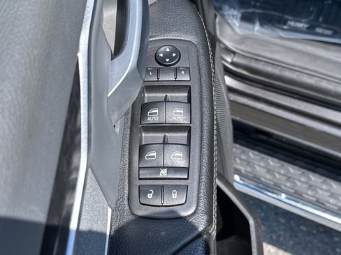 Used 2021 RAM 2500 Big Horn AWD/4WD image 24