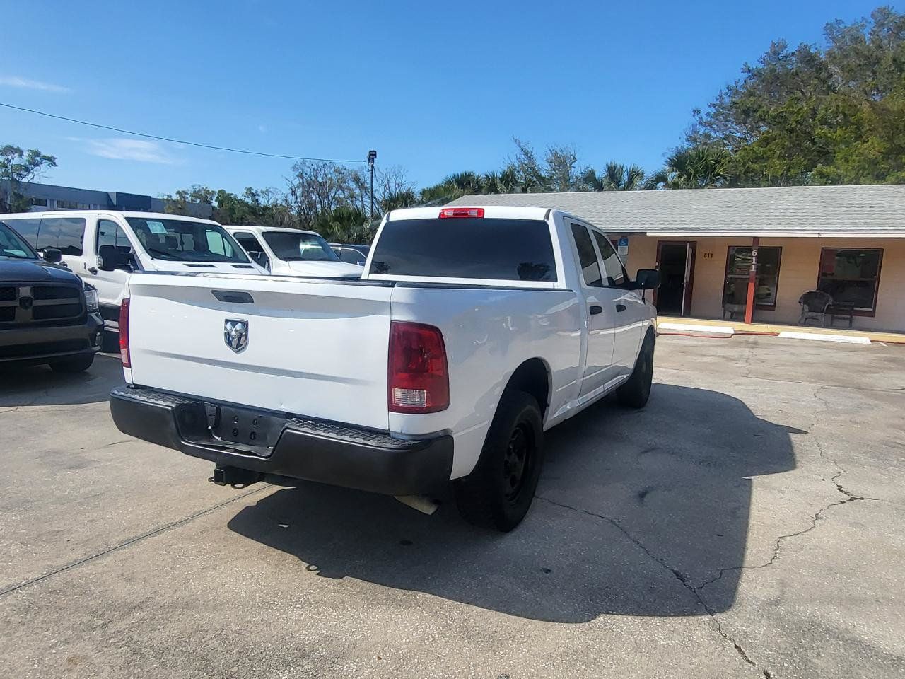 Used 2017 RAM 1500 Tradesman RWD image 16