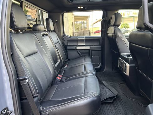 Used 2020 Ford F150 Lariat w/ Equipment Group 502A Luxury AWD/4WD image 17