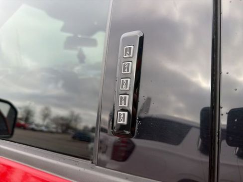 Used 2019 Ford F150 Lariat w/ Equipment Group 502A Luxury image 22