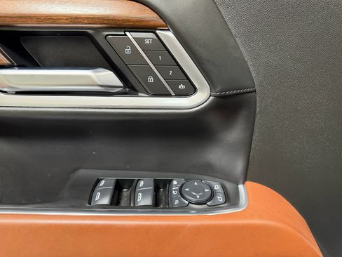 Used 2025 GMC Sierra 2500 Denali Ultimate w/ Max Trailering Package image 13