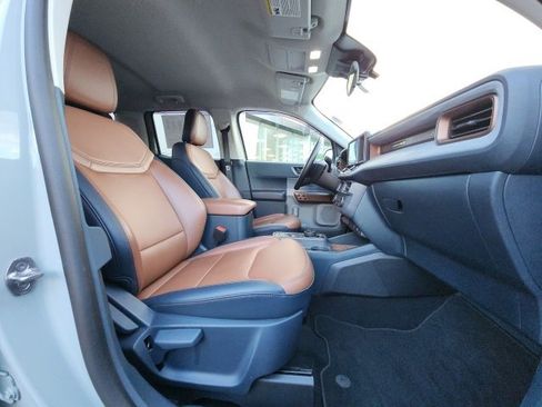 Used 2023 Ford Maverick Lariat w/ Lariat Luxury Package image 38