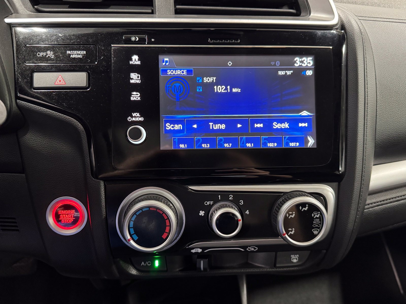 Used 2018 Honda Fit EX image 28