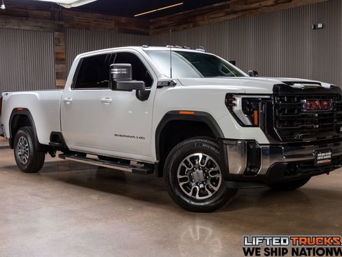 Used 2024 GMC Sierra 3500 SLE w/ SLE Value Package image 1