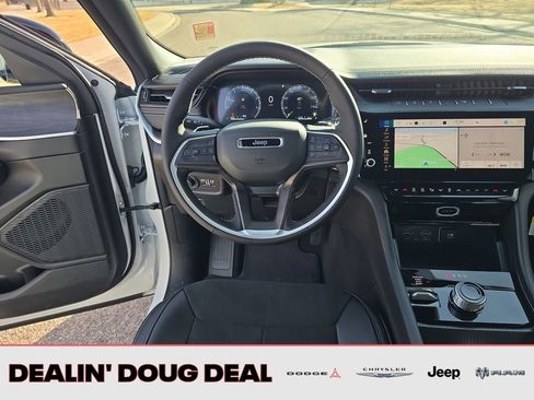 New 2026 Jeep Grand Cherokee Altitude AWD/4WD image 13