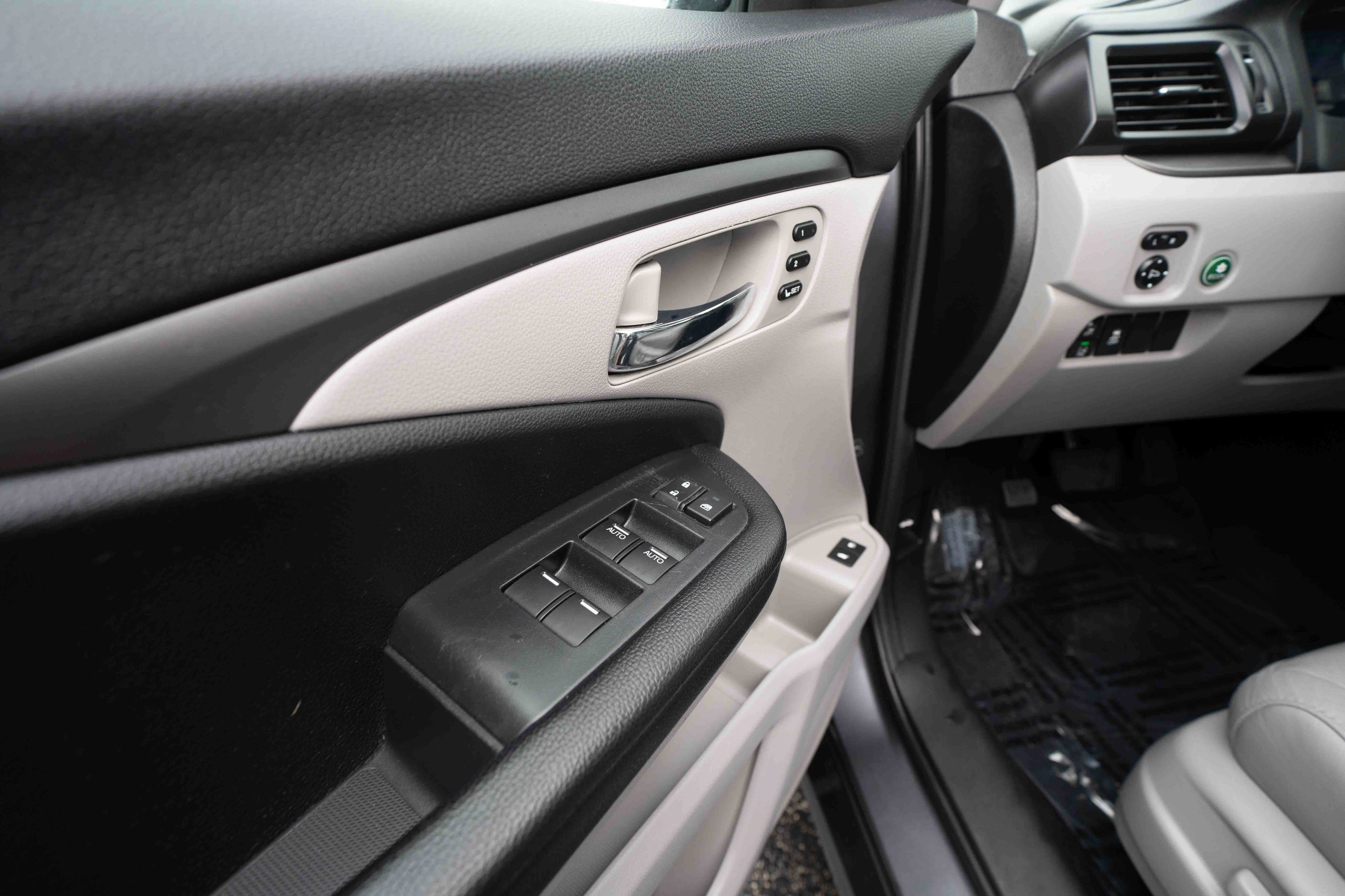 Used 2022 Honda Pilot EX-L image 7