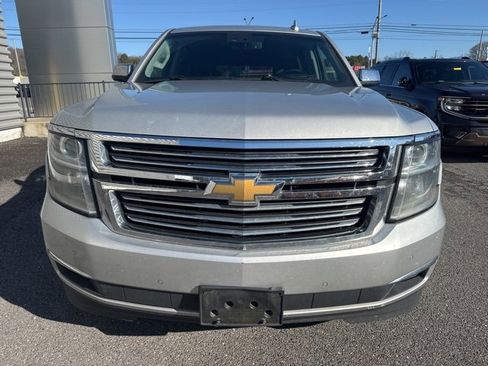 Used 2015 Chevrolet Suburban LTZ image 2