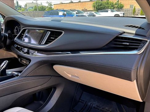 Used 2020 Buick Enclave Premium w/ Sun and Sites Package FWD image 25