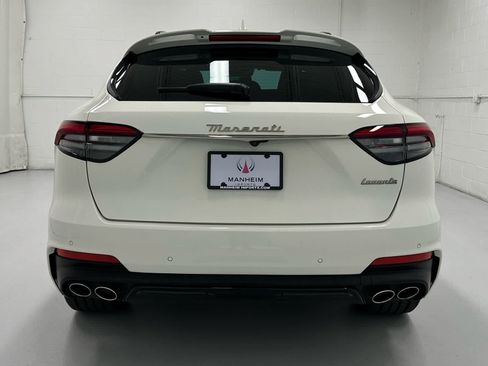 Used 2024 Maserati Levante Modena Ultima AWD/4WD image 7