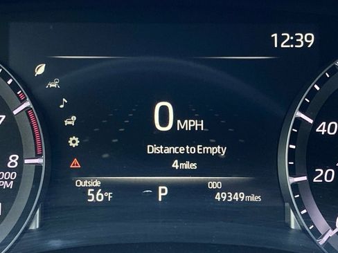 Used 2022 Toyota Highlander XLE image 14