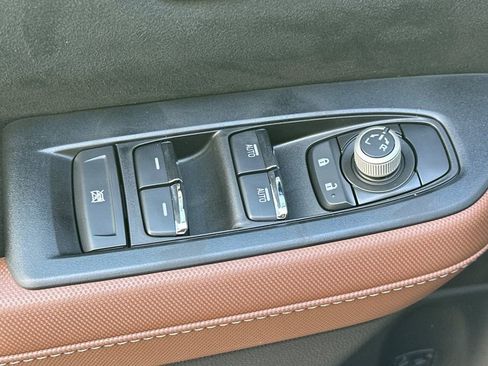 New 2026 Subaru Forester Touring AWD/4WD image 12