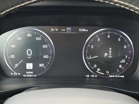 Used 2020 Volvo XC40 T5 R-Design w/ Protection Package AWD/4WD image 29