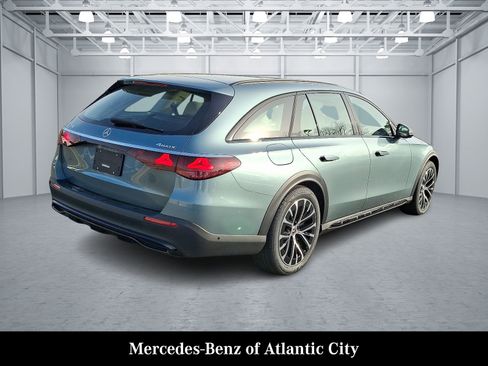 New 2026 Mercedes-Benz E 450 4MATIC All-Terrain Wagon image 4