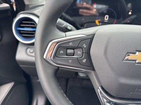 New 2026 Chevrolet Trax LT w/ Driver Confidence Package image 15