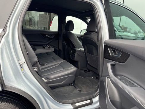 Used 2025 Audi Q7 3.0T Premium Plus image 25