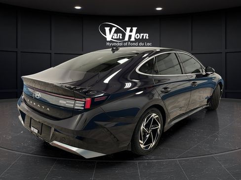 Used 2024 Hyundai Sonata SEL w/ Convenience Package FWD image 7