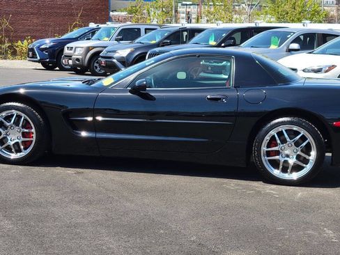 Used 1999 Chevrolet Corvette Coupe w/ Lighting Pkg RWD image 9