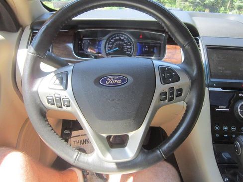 Used 2013 Ford Taurus Limited AWD/4WD image 10