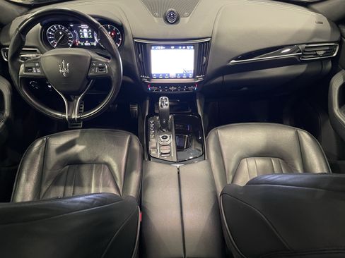 Used 2022 Maserati Levante GT AWD/4WD image 16