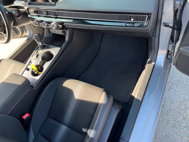 Used 2025 Honda Civic Sport image 18