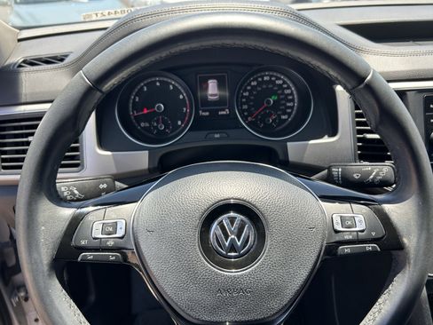 Used 2019 Volkswagen Atlas SE FWD image 12