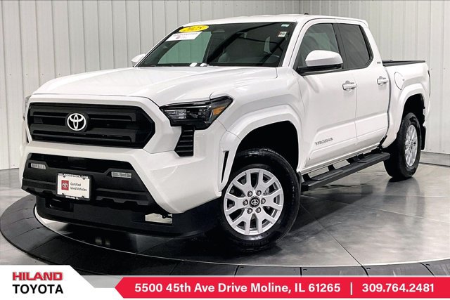 Certified 2025 Toyota Tacoma SR5 AWD/4WD image 1
