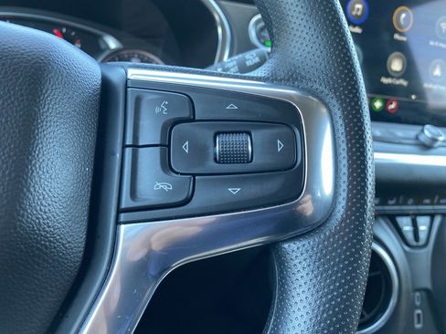 Used 2025 Chevrolet Blazer LT FWD image 28