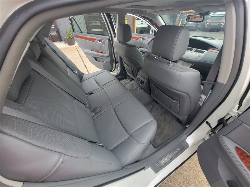 Used 2007 Toyota Avalon Limited FWD image 11