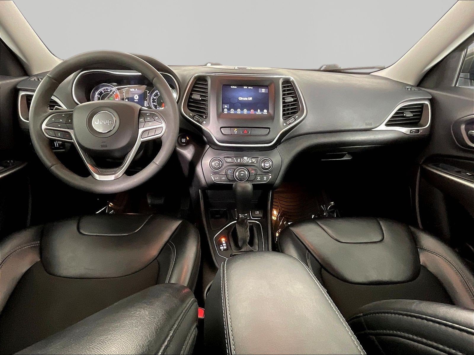 Used 2020 Jeep Cherokee Latitude Plus FWD image 7