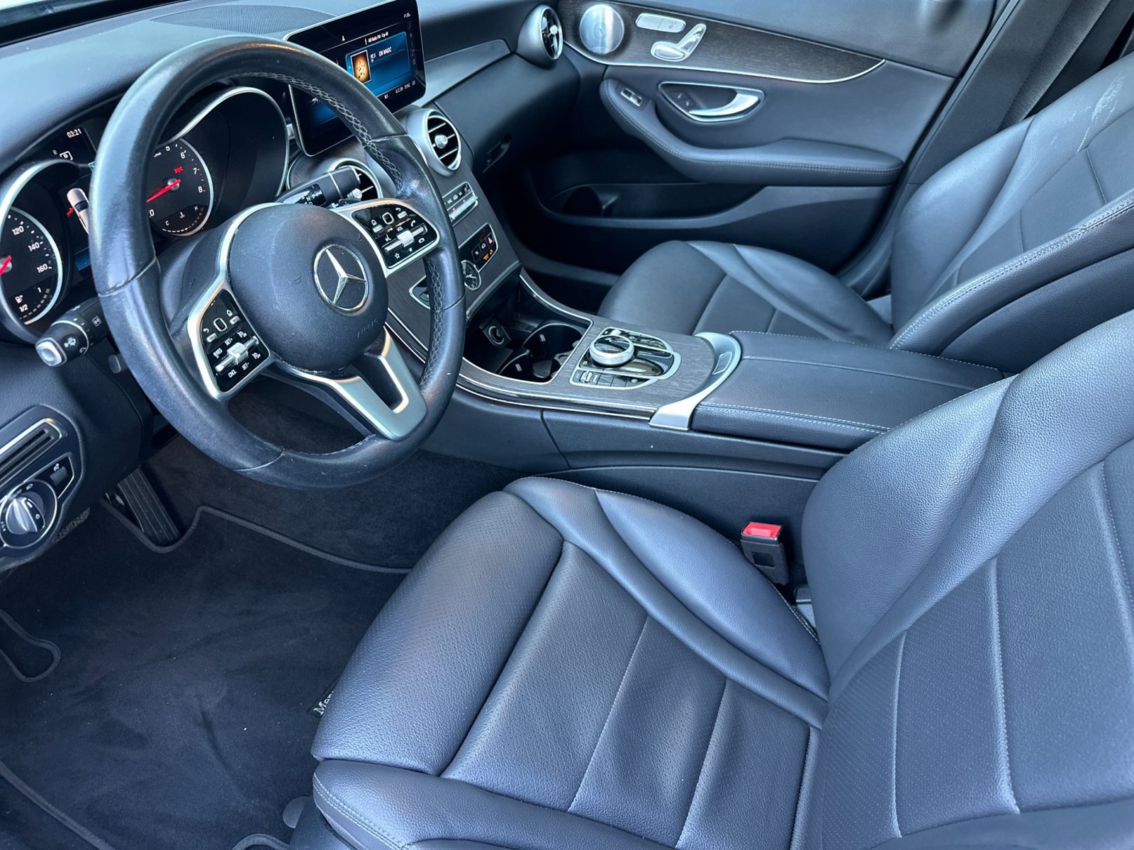 Used 2020 Mercedes-Benz C 300 Sedan image 9
