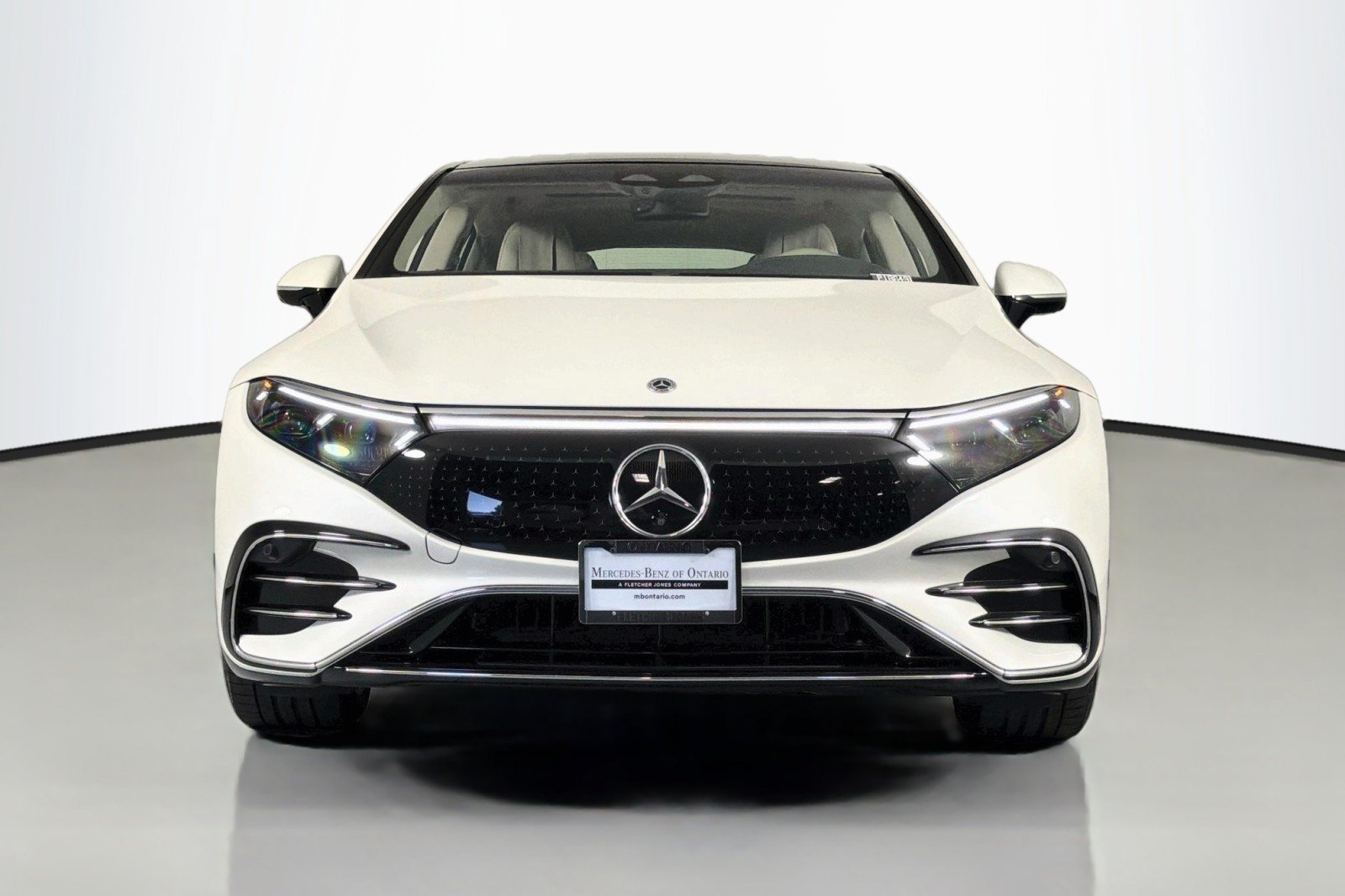 Certified 2023 Mercedes-Benz EQS 580 4MATIC Sedan image 3