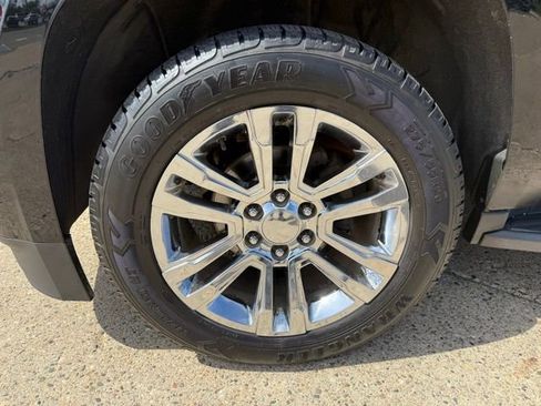 Used 2017 Chevrolet Tahoe LT AWD/4WD image 9