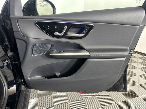 Certified 2025 Mercedes-Benz GLC 300 image 15