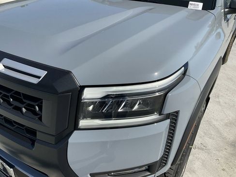 New 2025 Nissan Frontier PRO-4X w/ Black Accent Package image 34