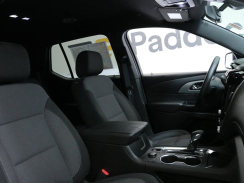 Used 2023 Chevrolet Traverse LT w/ LPO, Floor Liner Package image 31