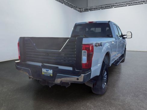 Used 2019 Ford F350 Lariat w/ Lariat Ultimate Package image 5