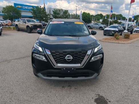 Used 2023 Nissan Rogue SV AWD/4WD image 3