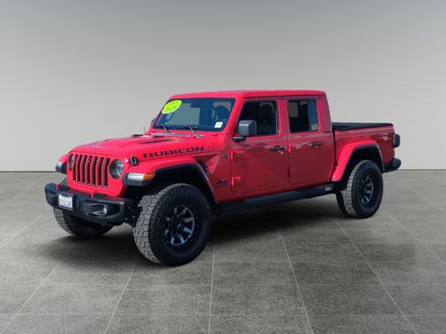 Used 2020 Jeep Gladiator Rubicon image 2