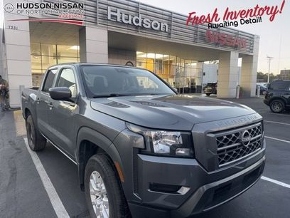 Used 2022 Nissan Frontier SV w/ Technology Package