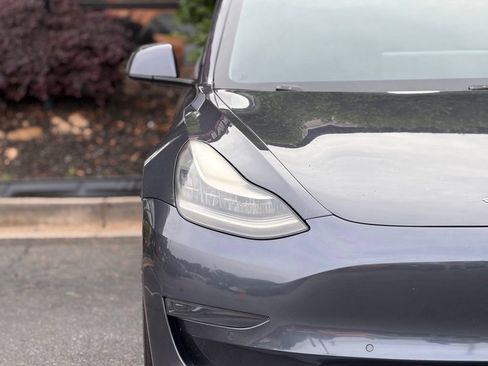 Used 2021 Tesla Model 3 Standard Range Plus RWD image 4