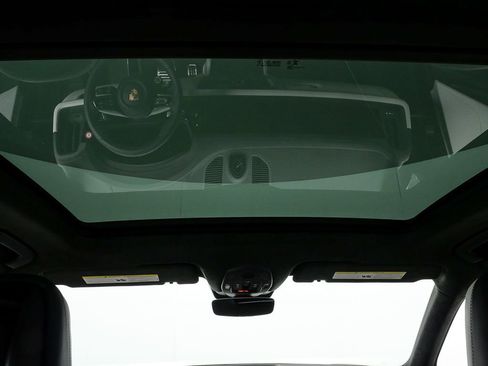 New 2026 Porsche Cayenne GTS image 21