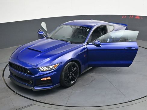 Used 2016 Ford Mustang Premium w/ Ecoboost Performance Package image 25