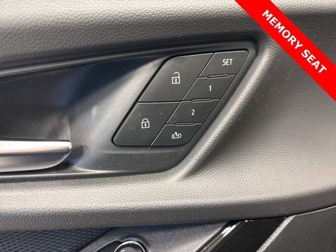 New 2026 Chevrolet Equinox RS w/ Convenience Package III AWD/4WD image 34