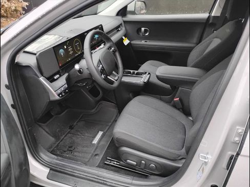 New 2026 Hyundai Ioniq 5 SE image 18