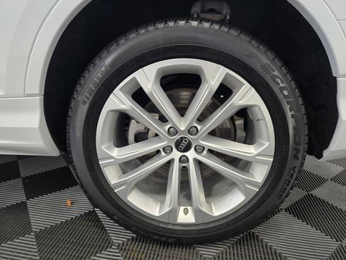 Used 2025 Audi Q7 3.0T Premium Plus AWD/4WD image 19
