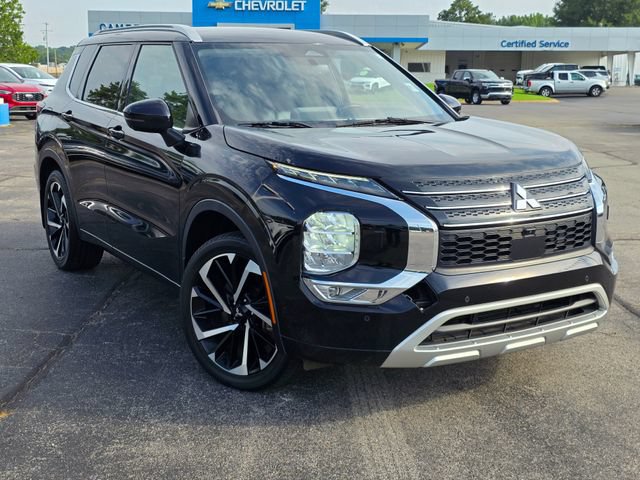 Used 2023 Mitsubishi Outlander SEL Black Edition AWD/4WD image 2