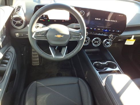 New 2026 Chevrolet Blazer EV LT image 7