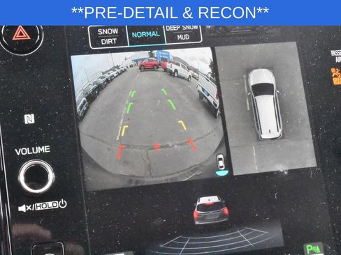 Used 2025 Subaru Ascent Touring image 10