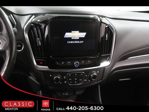 Used 2022 Chevrolet Traverse Premier w/ Redline Edition image 9