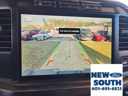 Used 2023 Ford F350 Lariat w/ Chrome Package image 25